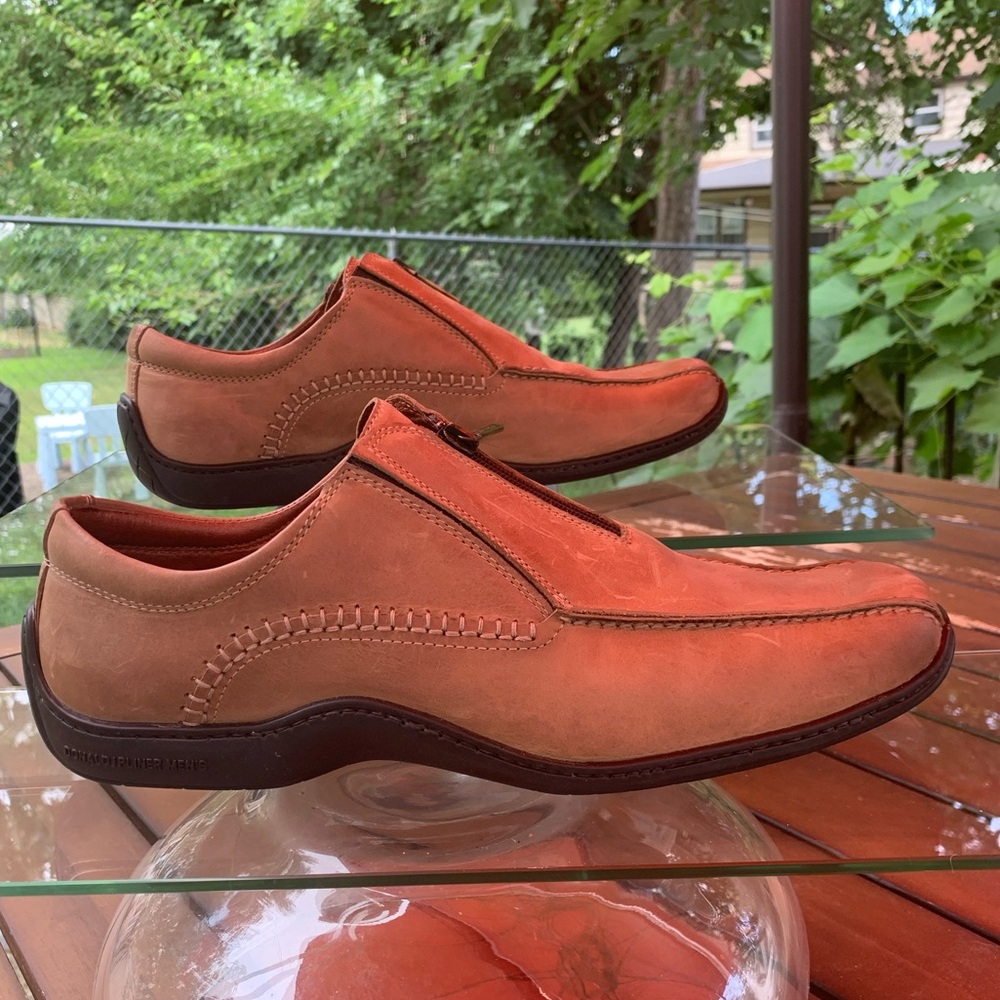 Donald Pliner Driving Shoe